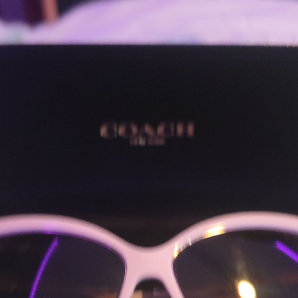 Coach Women's Butterfly Sunglasses - Gold ,cream - Picture 9 of 12
